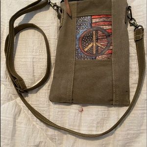 vintage addiction crossbody